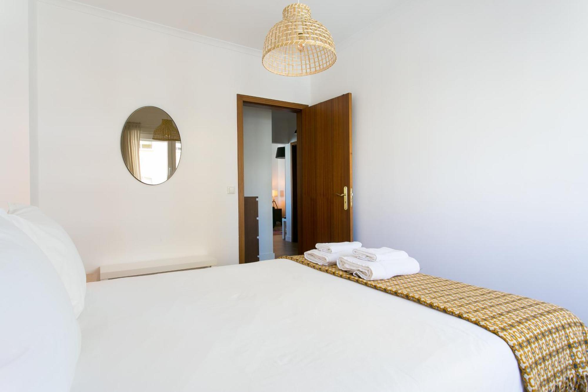 Apartamento Central E Confortavel Junto Ao Bairro Da Graca Lissabon Exterior foto