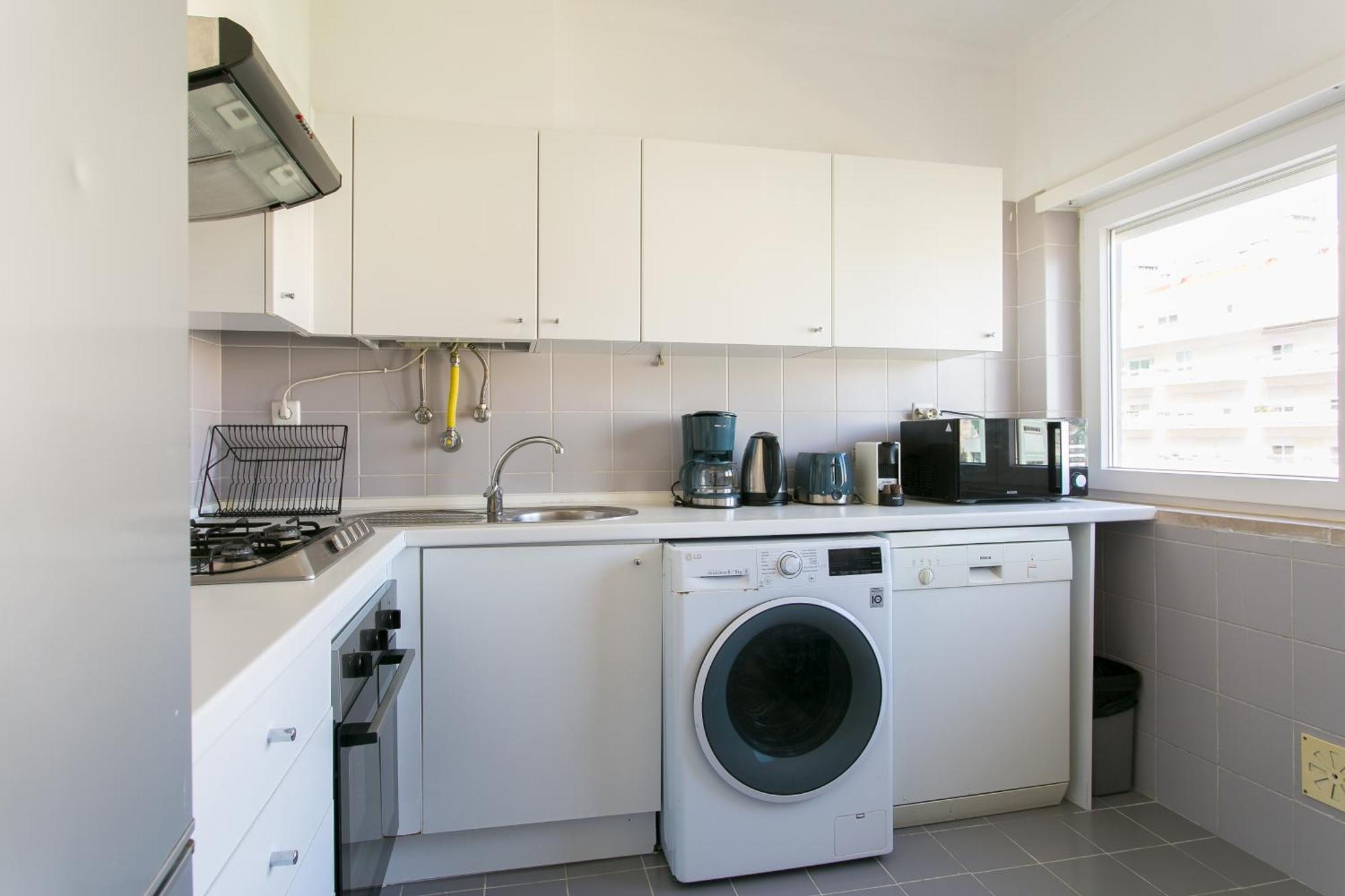 Apartamento Central E Confortavel Junto Ao Bairro Da Graca Lissabon Exterior foto